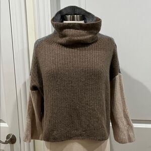 Lord & Taylor 100% Cashmere Boxy Cropped Sweater Neutrals Colorblock Brown Gray